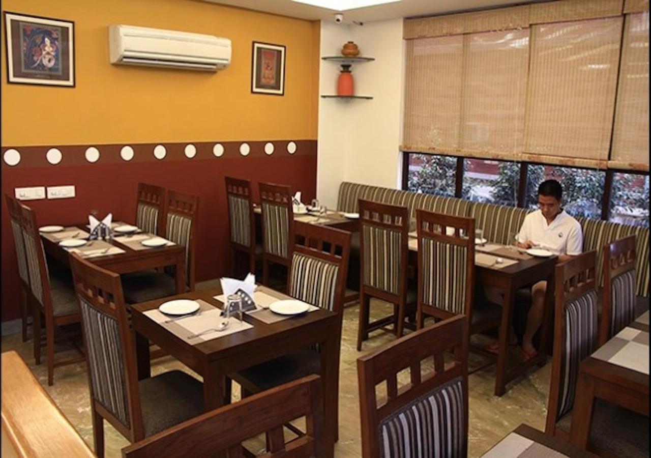 The Picasso Residency - Naraina New Delhi Hotel Exterior photo
