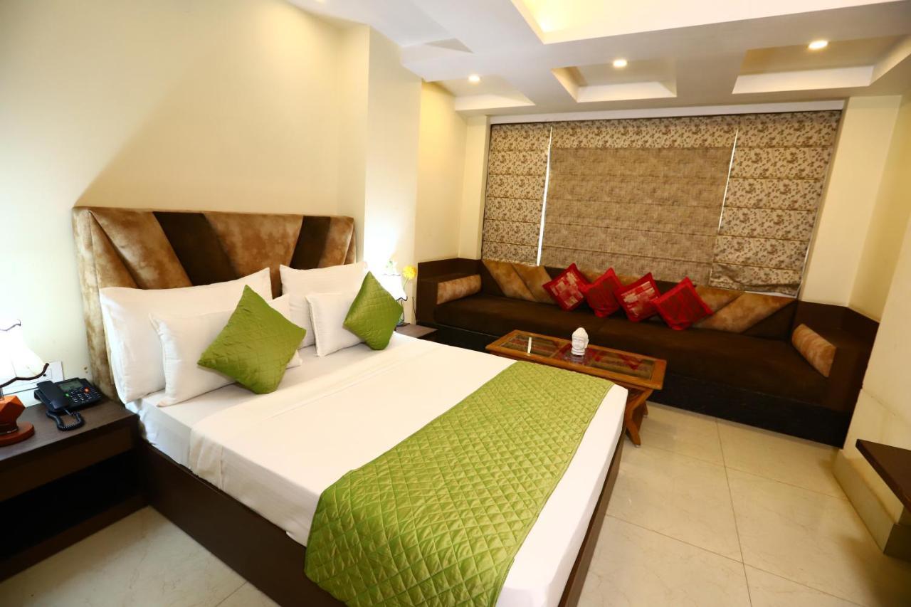 The Picasso Residency - Naraina New Delhi Hotel Exterior photo