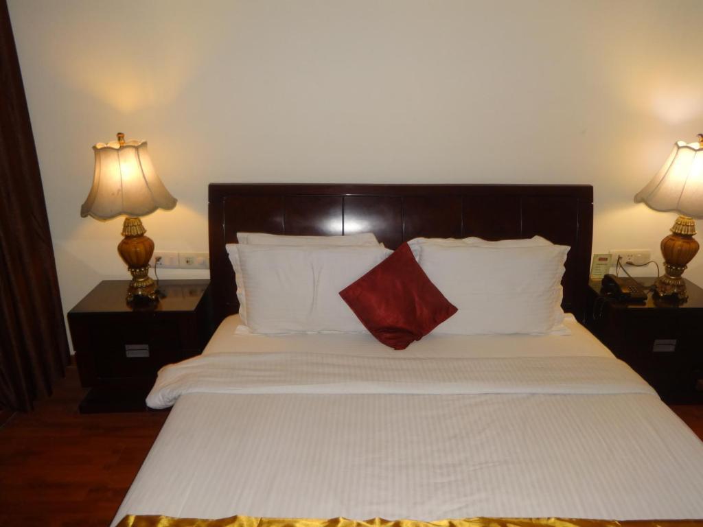 The Picasso Residency - Naraina New Delhi Hotel Exterior photo