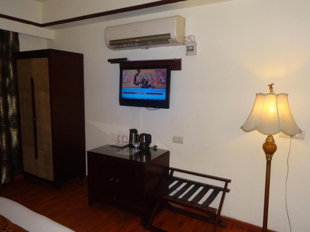 The Picasso Residency - Naraina New Delhi Hotel Exterior photo