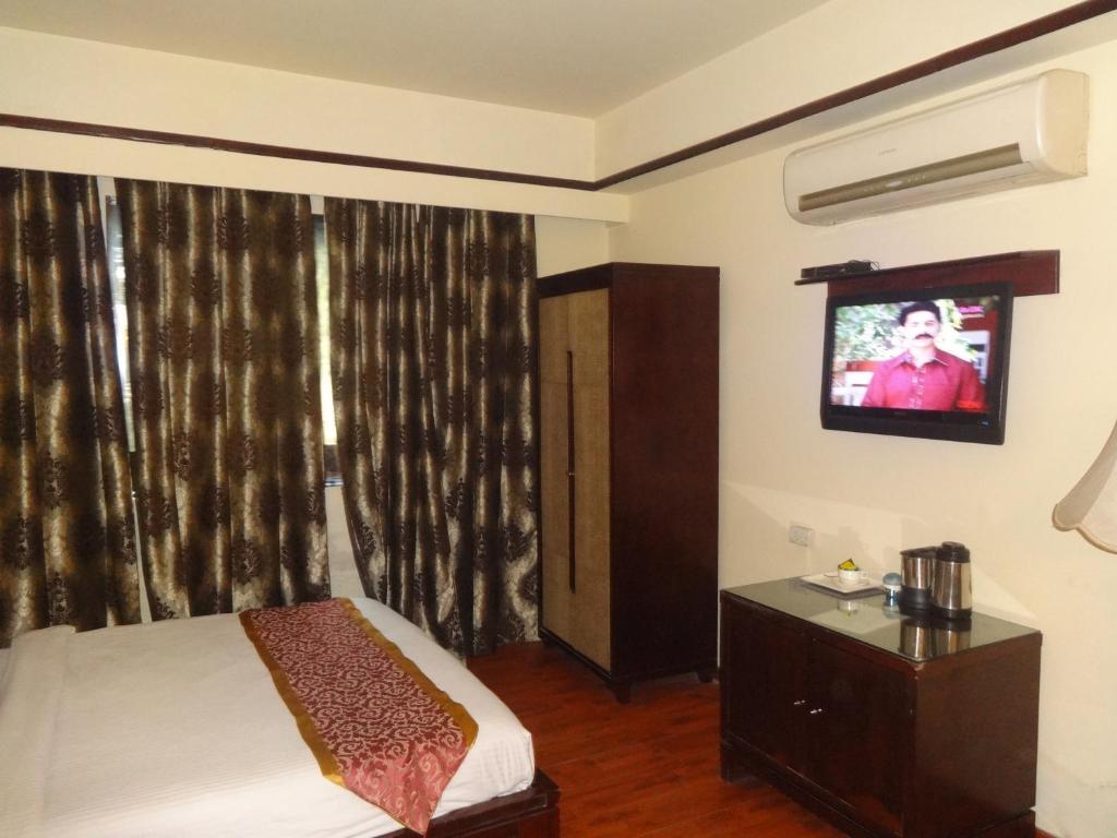 The Picasso Residency - Naraina New Delhi Hotel Exterior photo